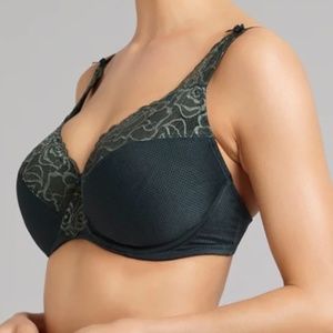 NWOT CHANGE Florence Full Cup bra in bottle green